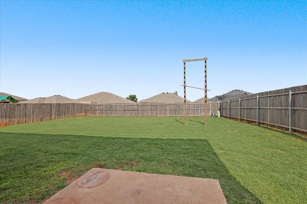 Photo 36 — 9616 Eli Drive, Moore, OK 73160