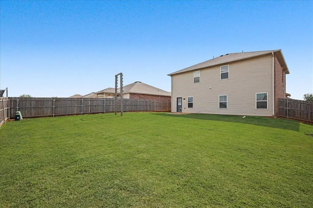 Photo 37 — 9616 Eli Drive, Moore, OK 73160