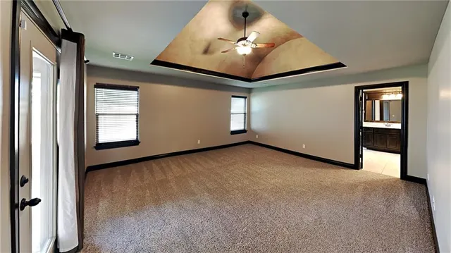 Photo 8 — 5709 Falkland Terrace, Edmond, OK 73034