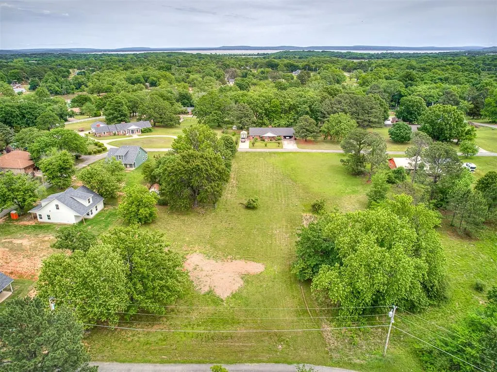Photo 15 — 1749 Rockford Drive, Eufaula, OK 74432
