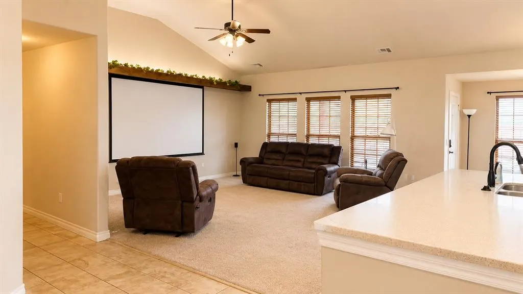 Photo 4 — 3101 White Tail Drive, Altus, OK 73521
