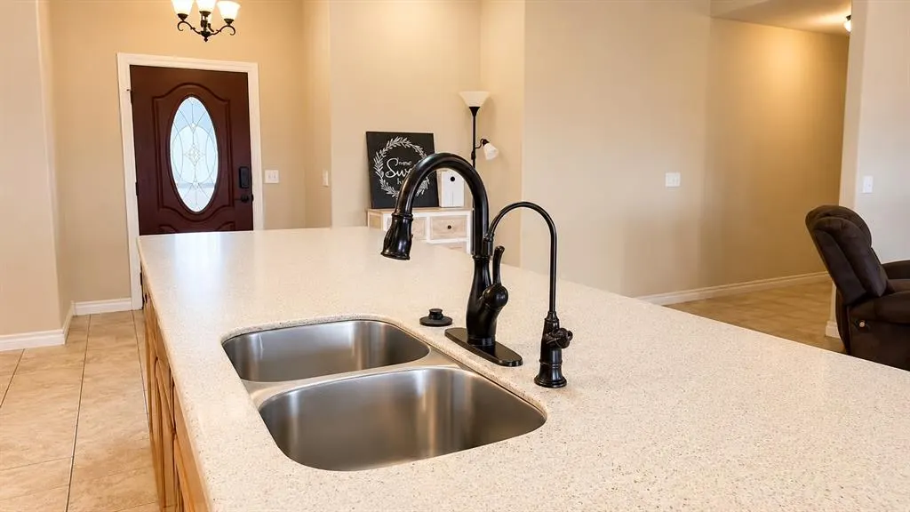 Photo 9 — 3101 White Tail Drive, Altus, OK 73521