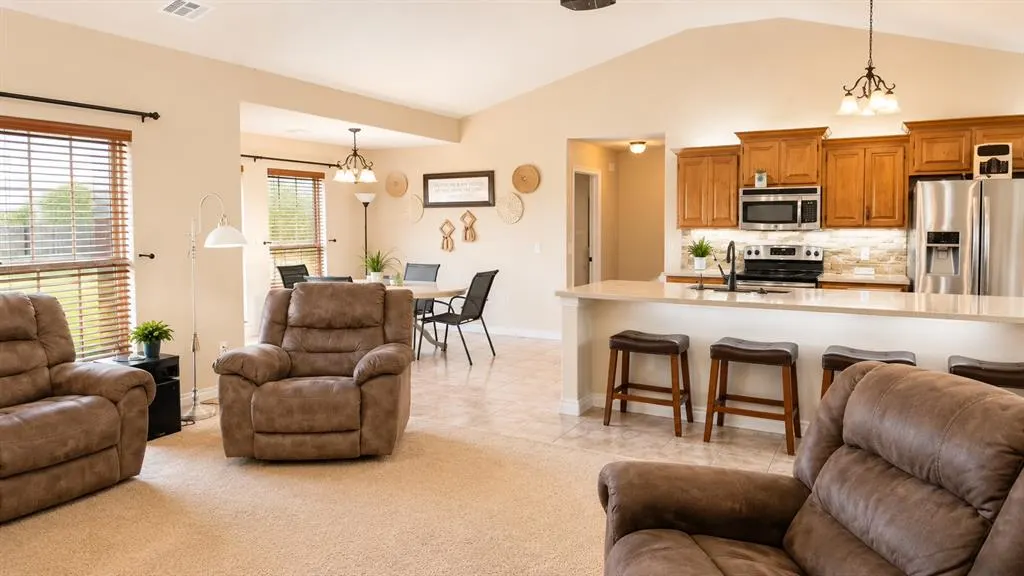Photo 16 — 3101 White Tail Drive, Altus, OK 73521