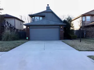Sold home at 2123 Lakecrest Drive