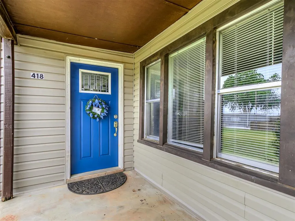Photo 2 — 418 W Grimes Avenue, Cashion, OK 73016