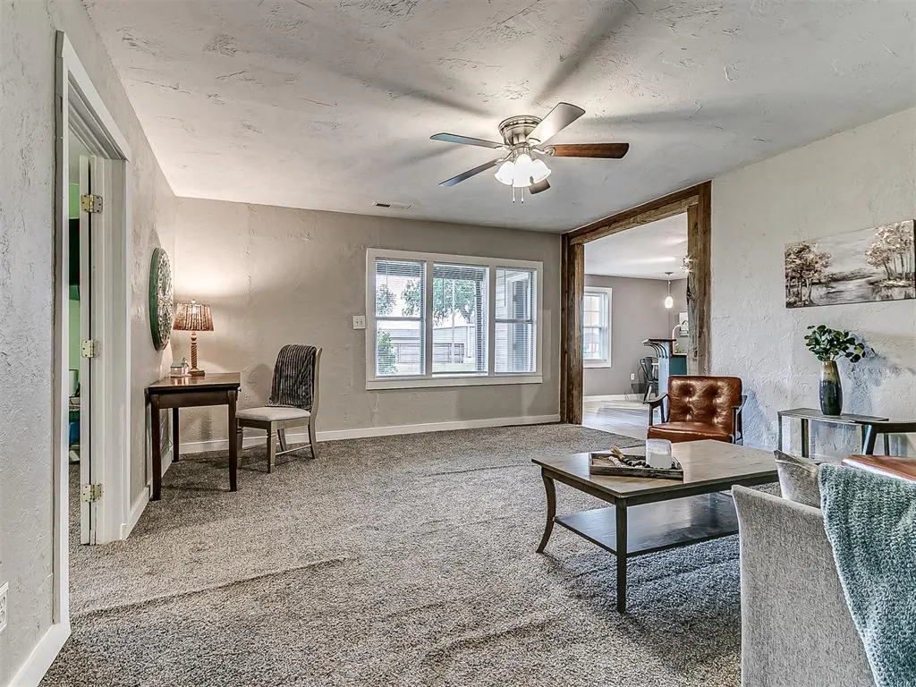 Photo 15 — 418 W Grimes Avenue, Cashion, OK 73016