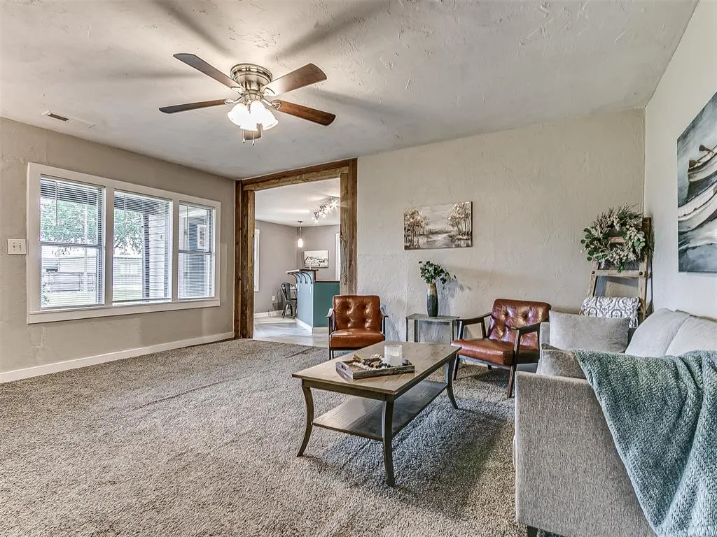Photo 16 — 418 W Grimes Avenue, Cashion, OK 73016