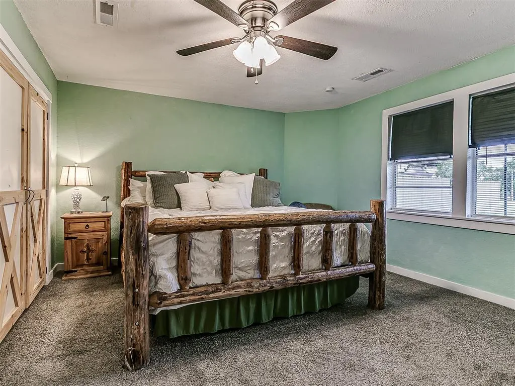 Photo 19 — 418 W Grimes Avenue, Cashion, OK 73016