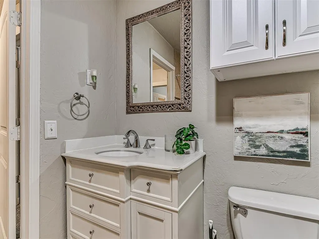 Photo 27 — 418 W Grimes Avenue, Cashion, OK 73016