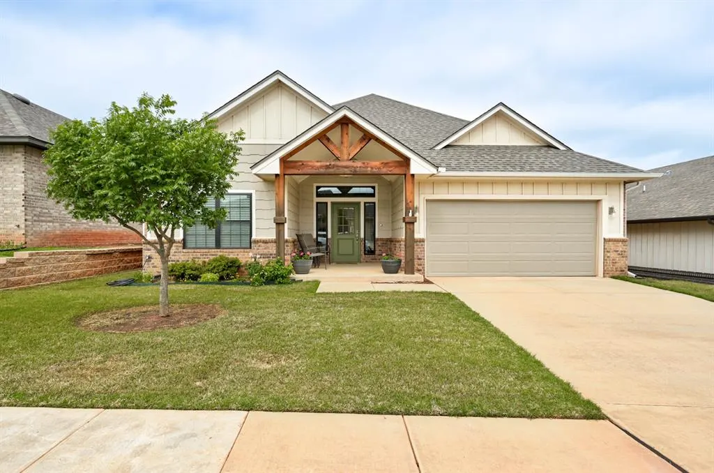 Front exterior — 17809 Morning Sky Court, Edmond, OK 73012