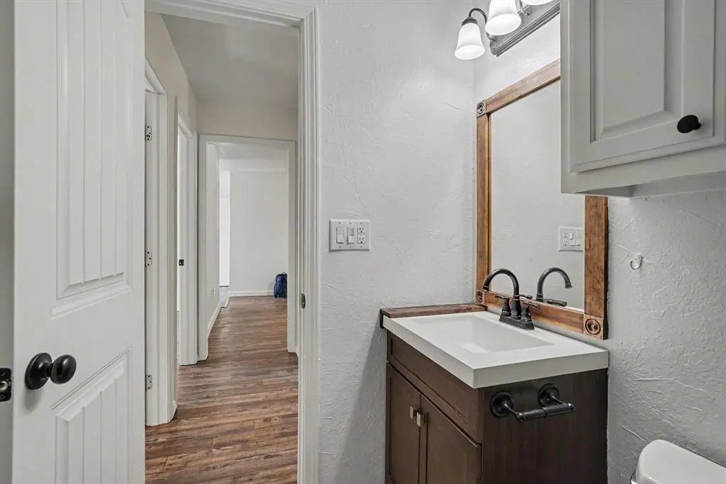 Photo 22 — 1317 Lawton Avenue, Moore, OK 73160