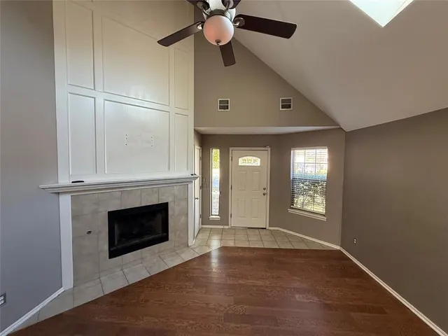 Photo 5 — 1404 SW 22nd Street, Moore, OK 73170
