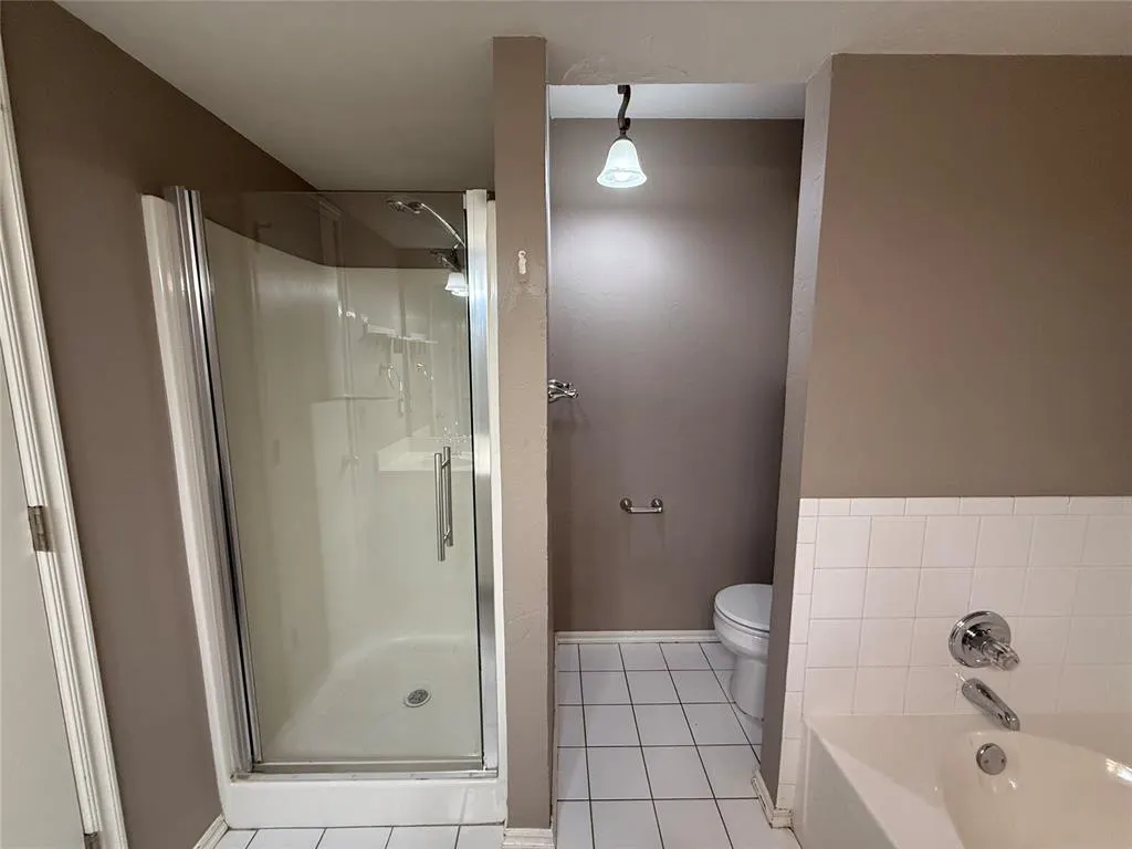 Photo 34 — 1404 SW 22nd Street, Moore, OK 73170