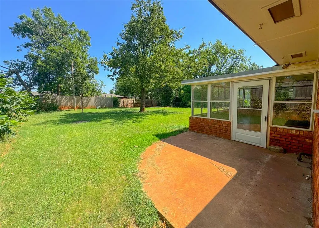 Photo 24 — 345 Travis Circle, Edmond, OK 73013