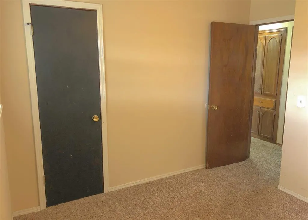 Photo 19 — 720 Robin Hill Road, Edmond, OK 73003