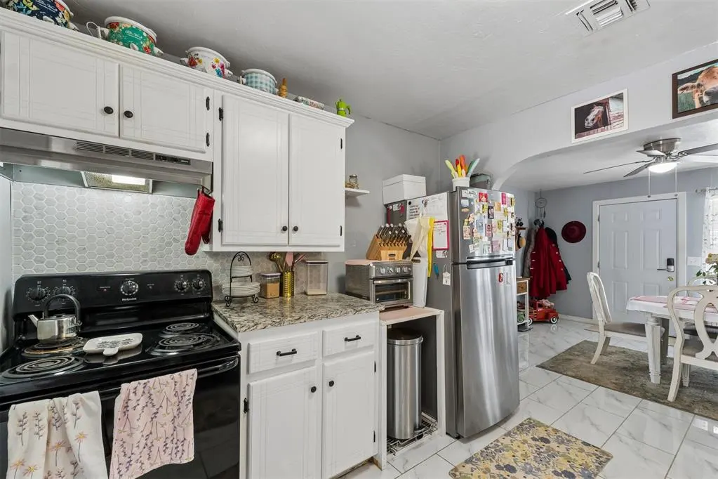 Photo 13 — 4804 N Beaver Avenue, Bethany, OK 73008