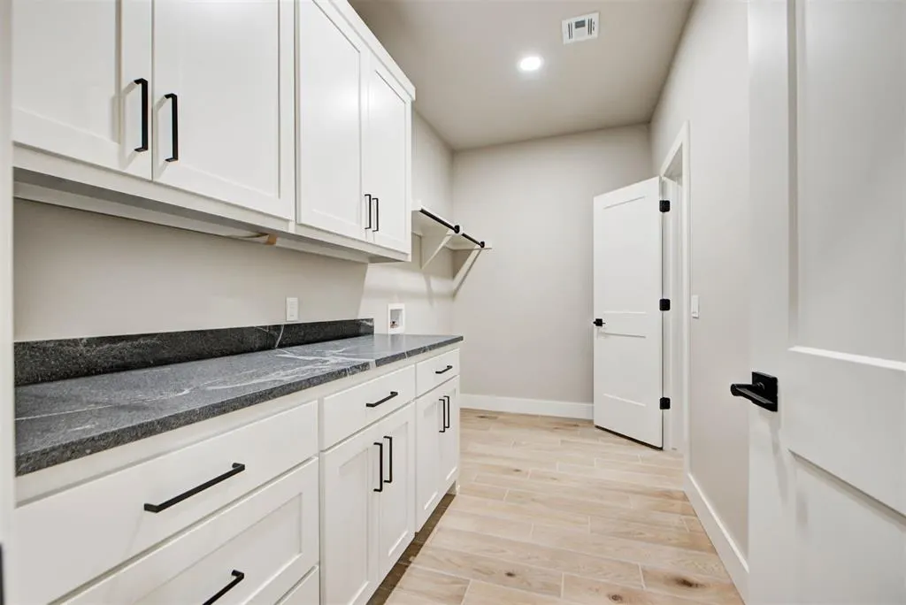 Photo 37 — 30 N Oaks Road, Harrah, OK 73045