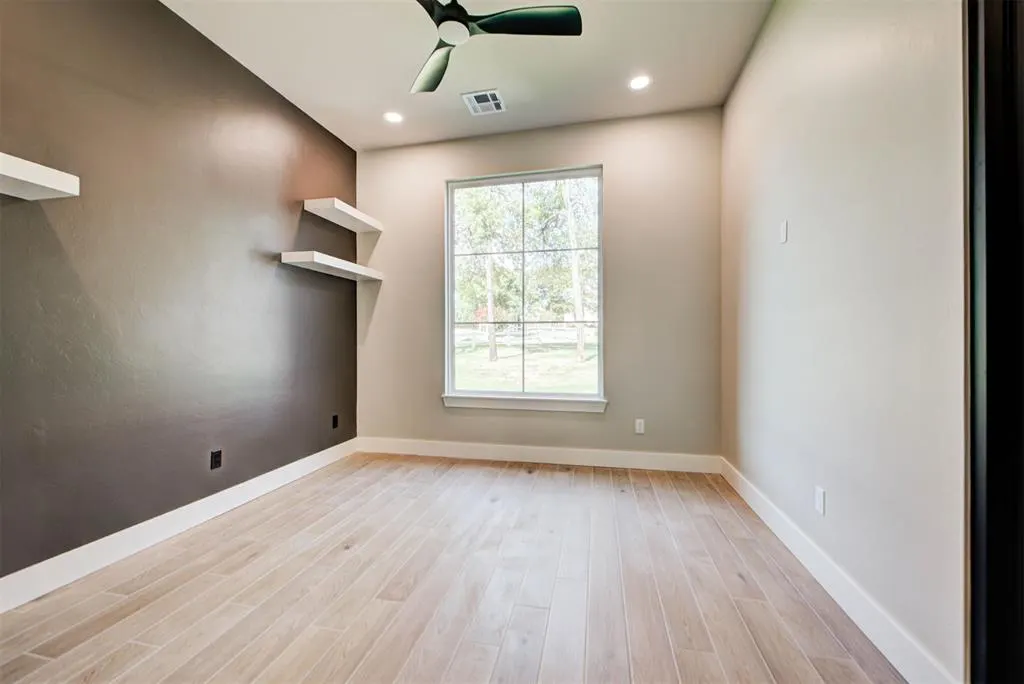 Photo 40 — 30 N Oaks Road, Harrah, OK 73045