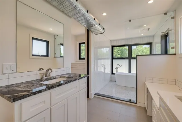 Photo 4 — 1138 NW 40th Street, Oklahoma City, OK 73118