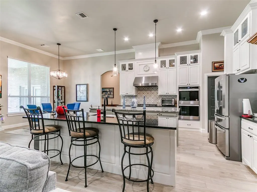 Photo 4 — 3125 Mackenzie Avenue, Edmond, OK 73013