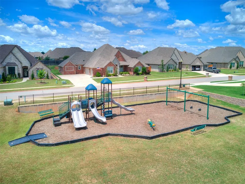 Photo 35 — 3125 Mackenzie Avenue, Edmond, OK 73013