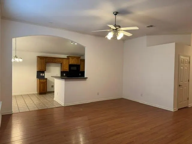 Photo 8 — 532 Lone Oak Drive, Norman, OK 73071