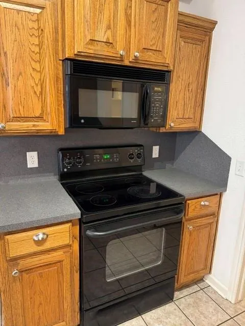 Photo 11 — 532 Lone Oak Drive, Norman, OK 73071
