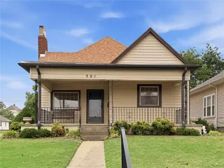 Sold home at 501 S Hoff Avenue