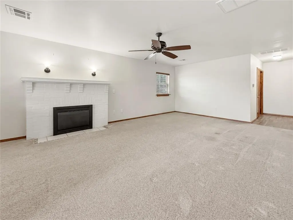 Photo 3 — 501 S Hoff Avenue, El Reno, OK 73036