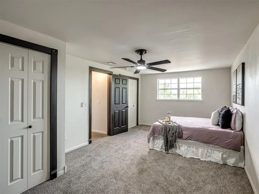 Photo 21 — 901 NE 6th Street, Moore, OK 73160