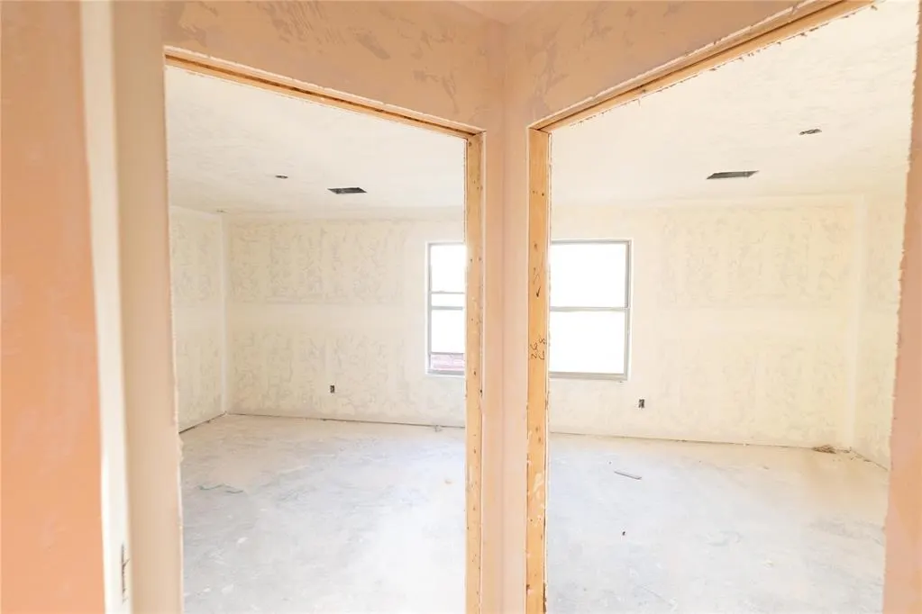 Photo 9 — 2105 NW 171st Street, Edmond, OK 73012