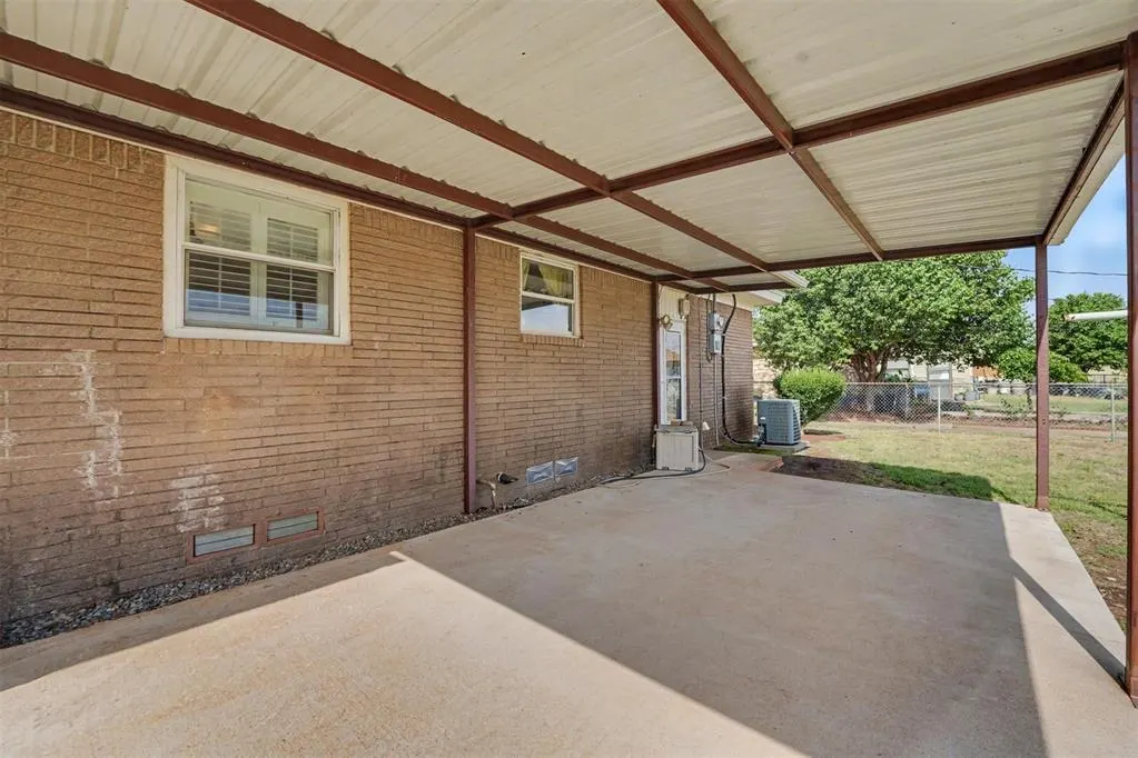 Photo 27 — 1213 Karen Drive, Altus, OK 73521