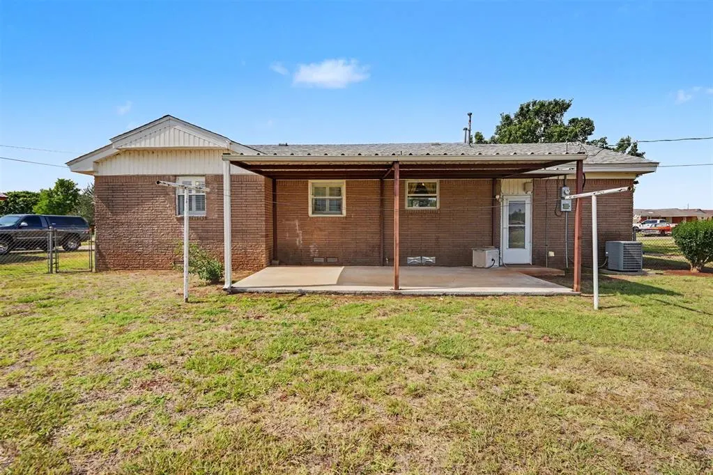 Photo 28 — 1213 Karen Drive, Altus, OK 73521