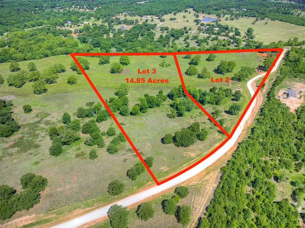 Photo 2 — 3700 Baxter Lane, Norman, OK 73026