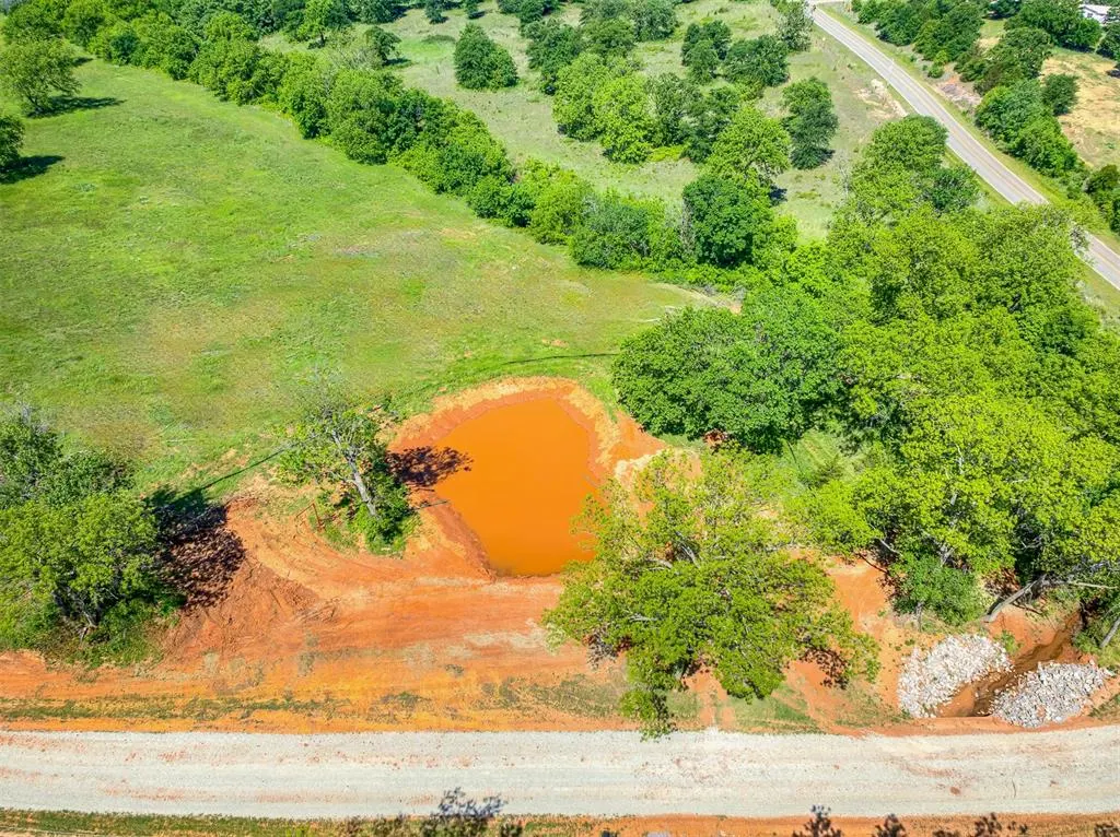Photo 3 — 3700 Baxter Lane, Norman, OK 73026