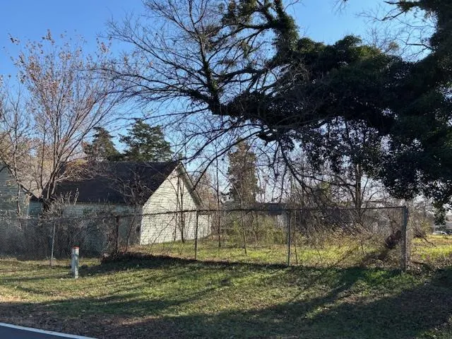 Photo 5 — 511 Division Street, Arcadia, OK 73007