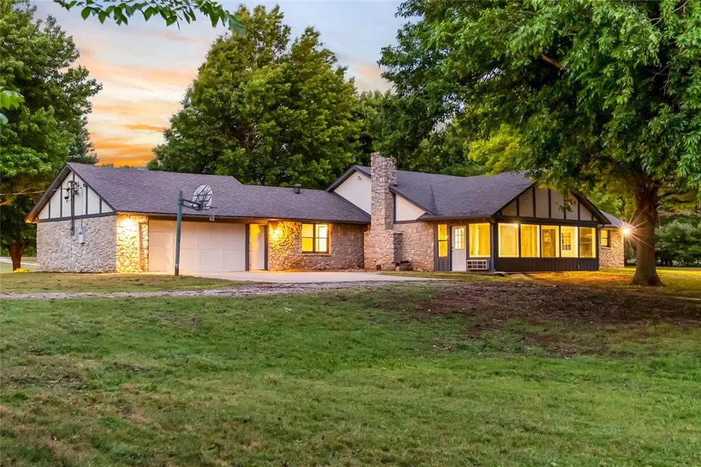 Photo 3 — 5217 S Morgan Road, Oklahoma City, OK 73179