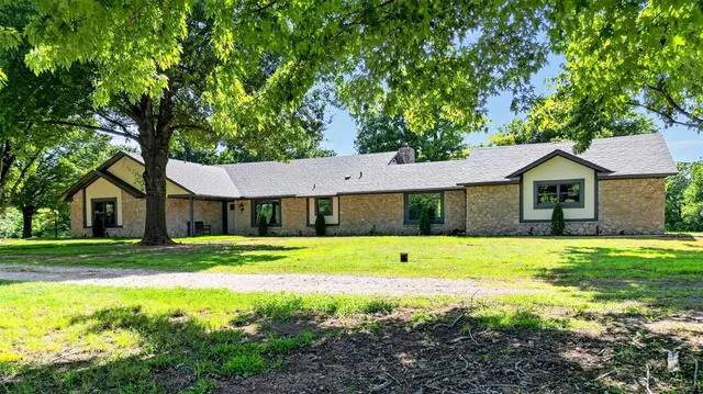 Photo 2 — 5217 S Morgan Road, Oklahoma City, OK 73179
