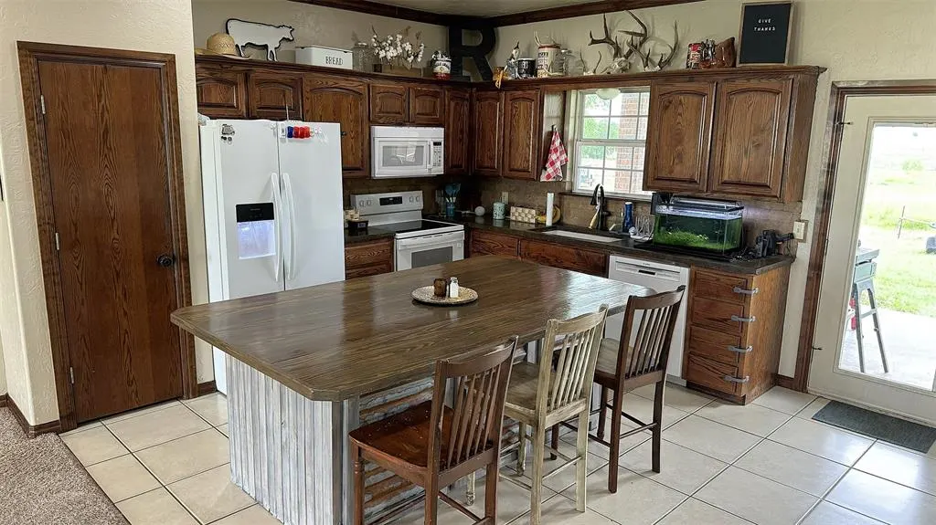 Photo 9 — 5190 Radio Street, Union City, OK 73036