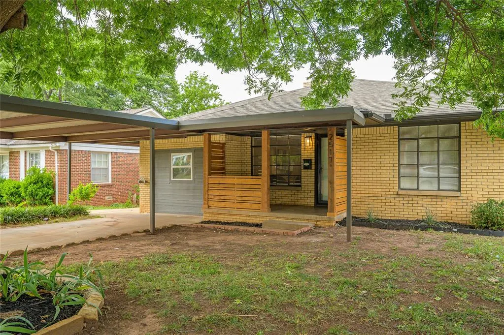 Photo 3 — 2517 NW 34th Street, Oklahoma City, OK 73112