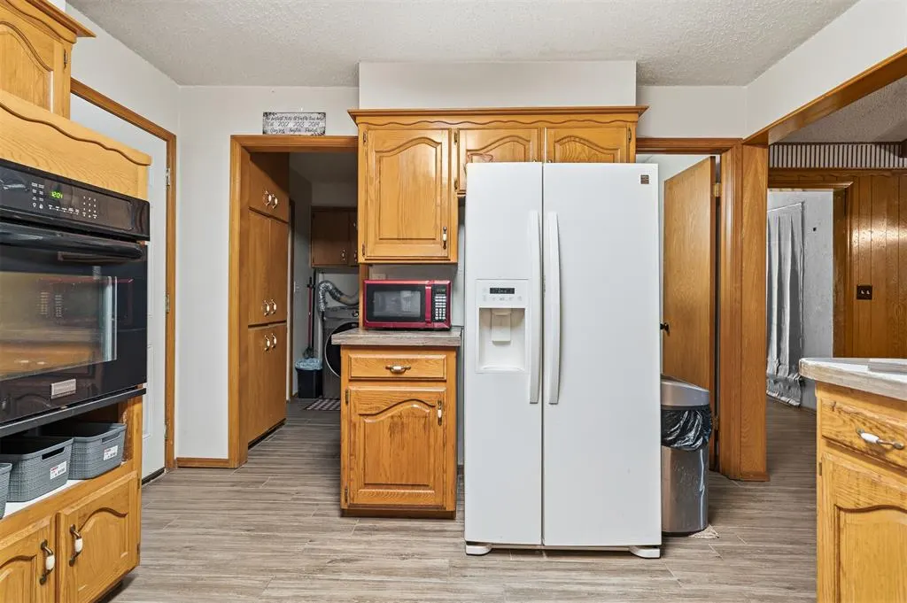 Photo 11 — 113 Circle Drive, Davis, OK 73030