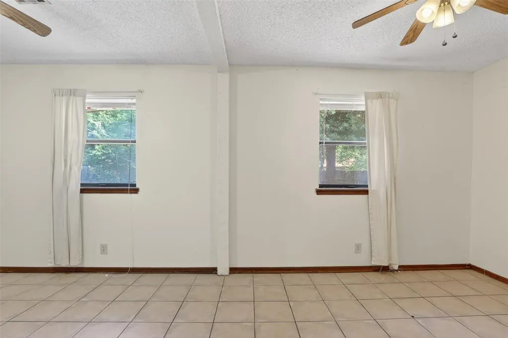 Photo 24 — 644 W Forster Drive, Mustang, OK 73064