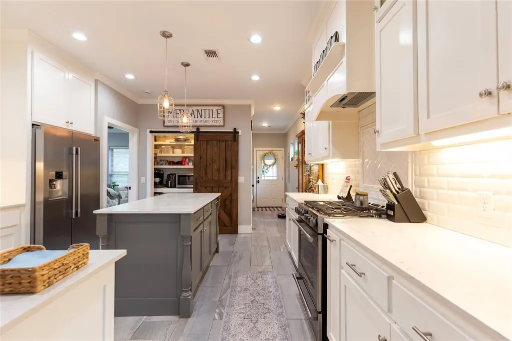 Photo 22 — 309 W Tonhawa Street, Norman, OK 73069