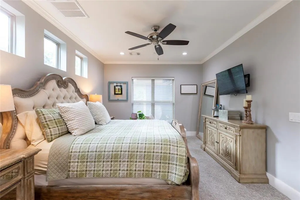 Photo 33 — 309 W Tonhawa Street, Norman, OK 73069