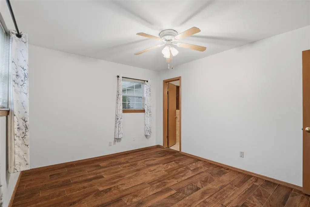 Photo 19 — 7704 NW 30th Street, Bethany, OK 73008