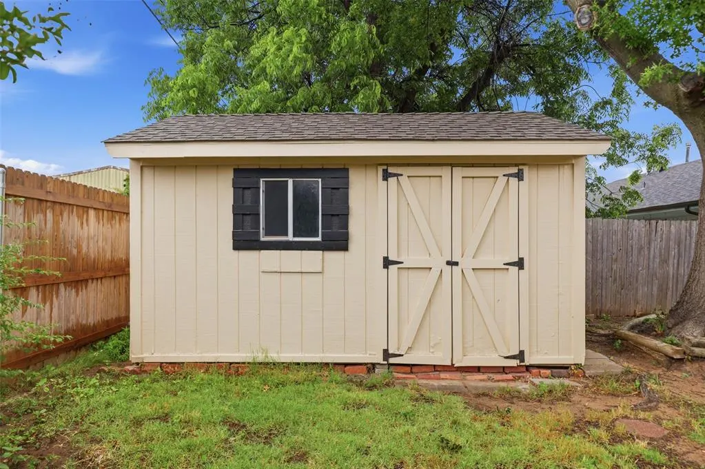 Photo 35 — 7704 NW 30th Street, Bethany, OK 73008