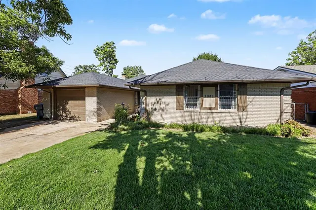 Photo 3 — 5904 N College Street, Warr Acres, OK 73122