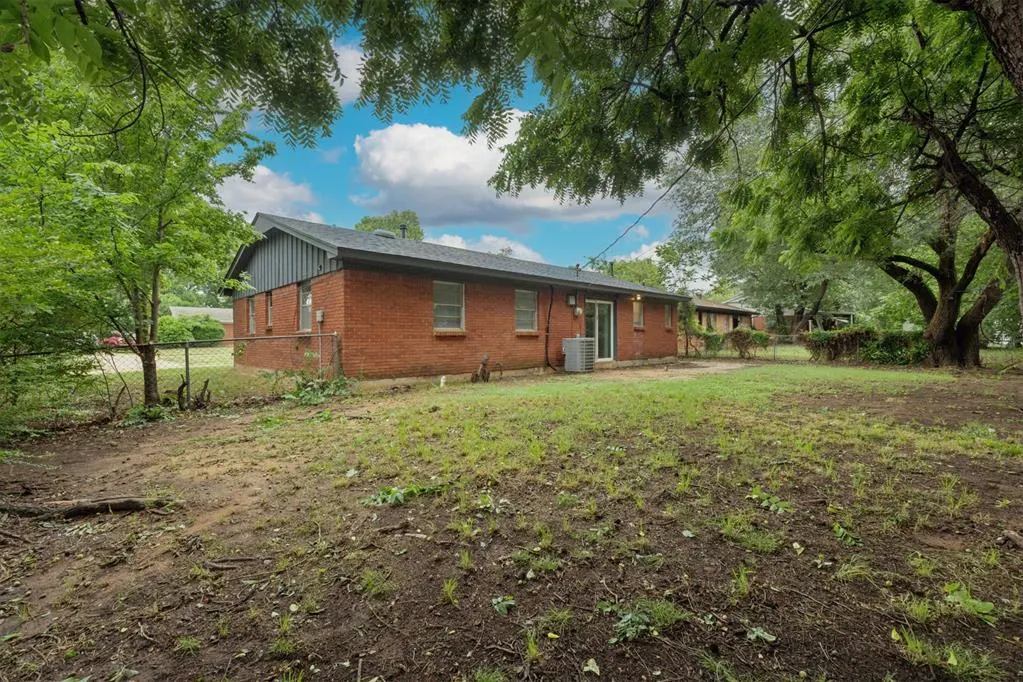 Photo 18 — 1200 McDonald Drive, Midwest City, OK 73130