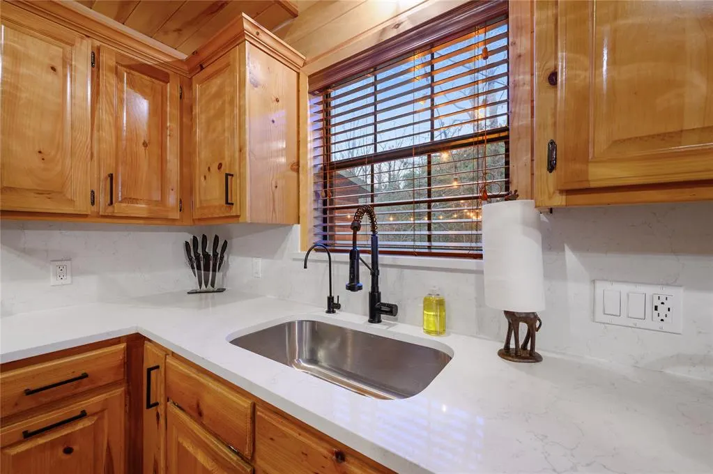 Photo 9 — 101 Laurel Branch Lane, Broken Bow, OK 74728