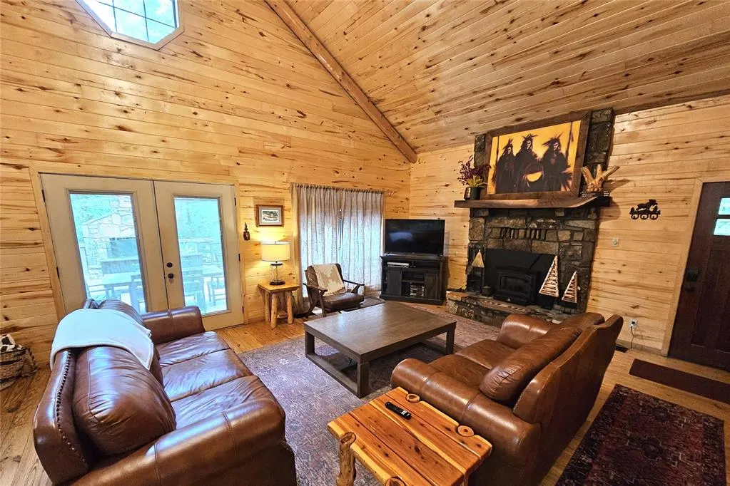 Photo 5 — 101 Laurel Branch Lane, Broken Bow, OK 74728